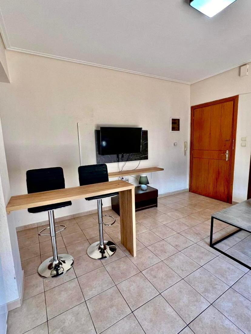 Central Appartment 2 With Parking Larissa Zewnętrze zdjęcie